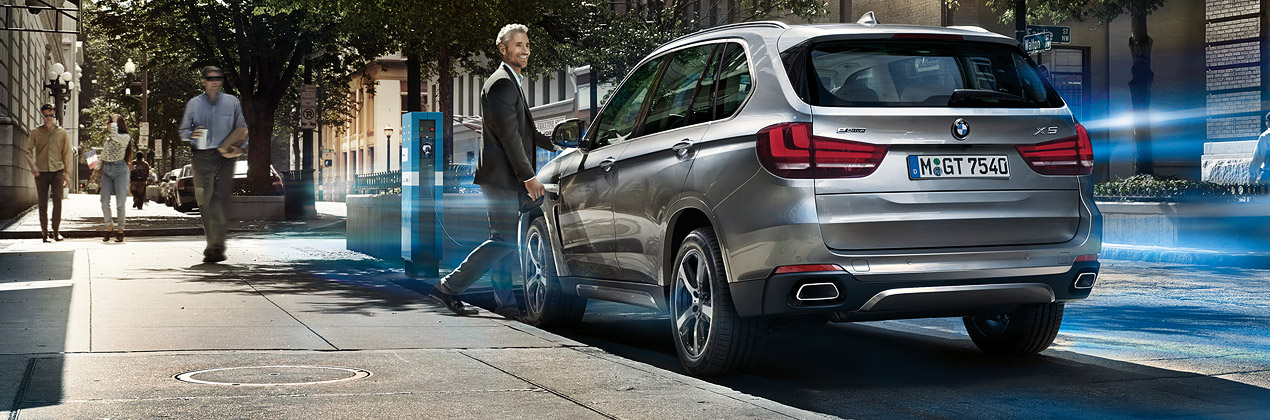 bmw e drive borne publique.jpg