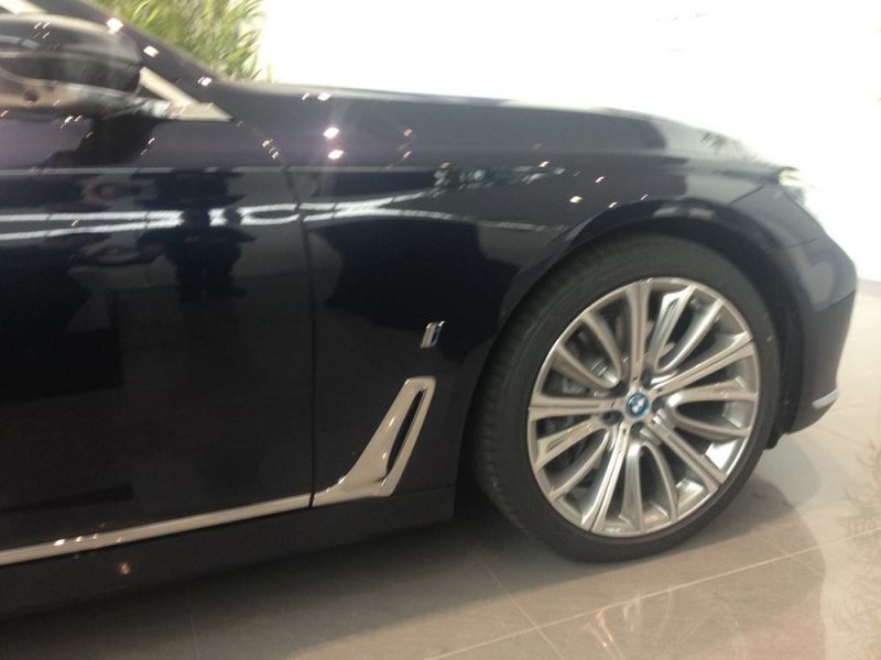 BMW-Serie-7-hybride