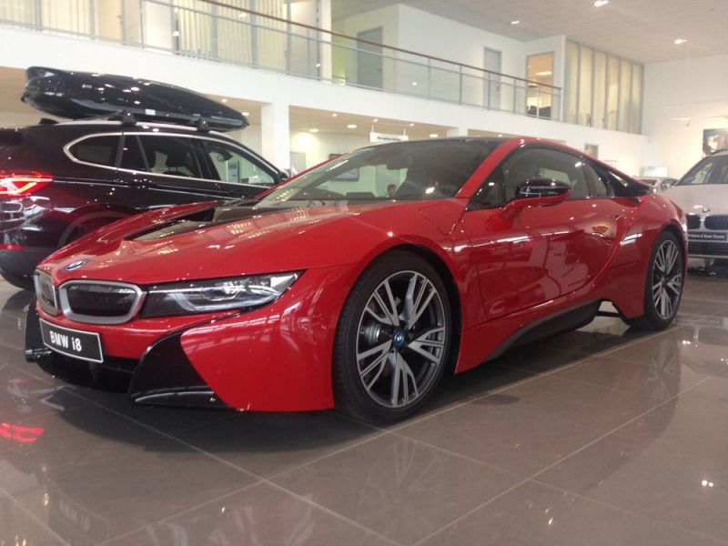 BMW-i8-protonic-red-edition-vannes